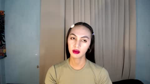 queen_danaya online show from June 27, 2026, 2:05 am