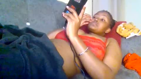 queen_doli online show from May 16, 2026, 12:18 am