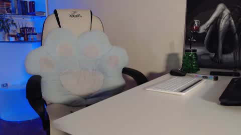 Jules. This is my new account online show from December 28, 2024, 6:28 am