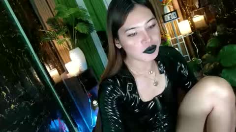 Kendal  online here from 6am-3pm philippine time online show from October 21, 2025, 1:06 am