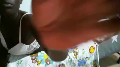 Queen online show from March 7, 2025, 12:01 pm