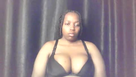 Snapshot of queen_melanine chatting on March 5, 2026, 4:08 am QUEEN online show from March 5, 2026, 4:08 am