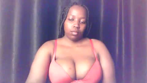 Snapshot of queen_melanine chatting on March 9, 2026, 11:25 am QUEEN online show from March 9, 2026, 11:25 am
