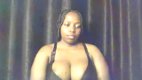 Snapshot of queen_melanine chatting on March 12, 2026, 4:51 am QUEEN online show from March 12, 2026, 4:51 am