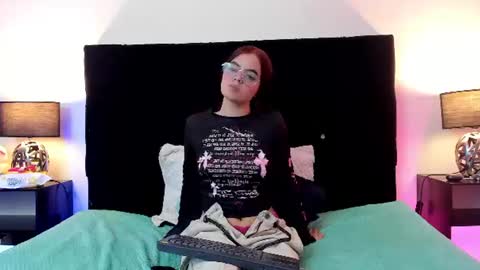queen_misy online show from July 27, 2026, 9:44 pm