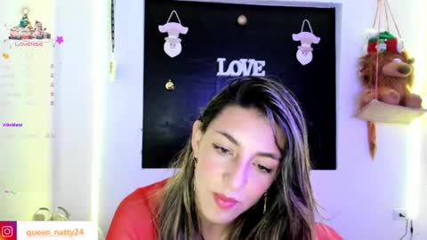 Snapshot of queen_natttyy chatting on December 27, 2024, 5:31 am queen_natttyy online show from December 27, 2024, 5:31 am