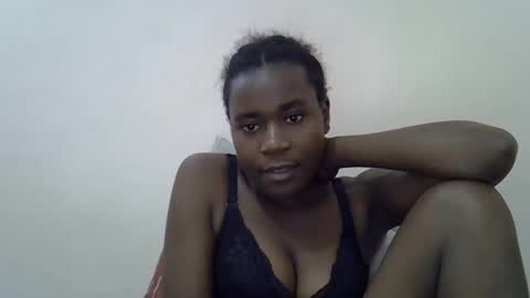 queen_sly online show from October 11, 2025, 12:04 pm