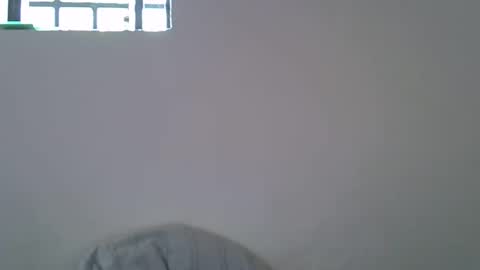 queen_sly online show from October 19, 2025, 9:43 am