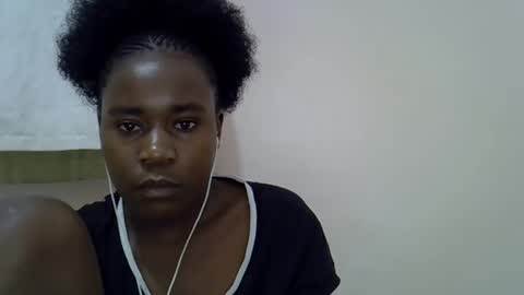 queen_sly online show from October 19, 2025, 10:21 pm