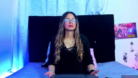 Valentina online show from October 2, 2025, 9:55 pm