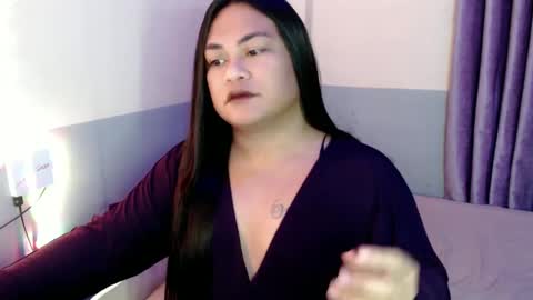 queenbee_mistress online show from February 16, 2025, 8:43 am