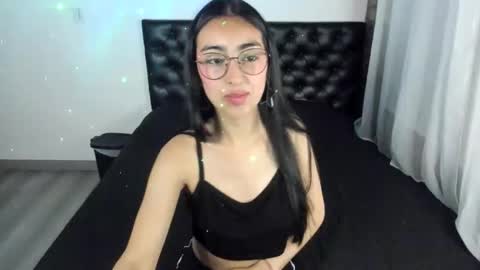 Snapshot of queenbyte_18 chatting on February 14, 2026, 2:52 am queenbyte_18 online show from February 14, 2026, 2:52 am