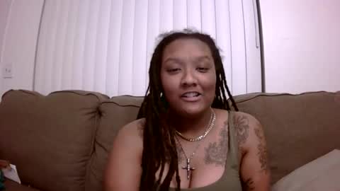 Queen Chief online show from November 28, 2025, 8:28 am