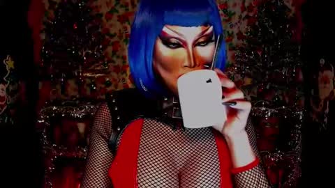 Wanda Luna online show from December 3, 2024, 12:13 am