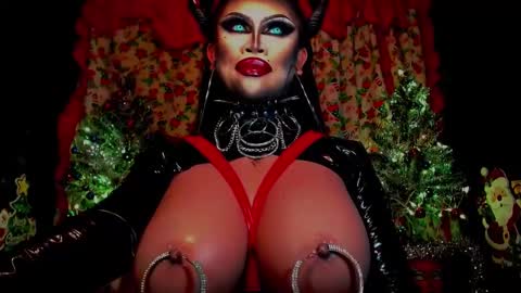 Wanda Luna online show from December 23, 2024, 7:28 am