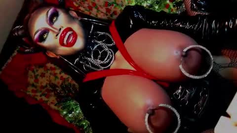 Wanda Luna online show from December 27, 2024, 1:50 pm