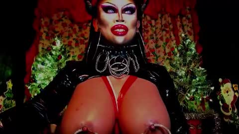 Wanda Luna online show from December 29, 2024, 5:44 pm