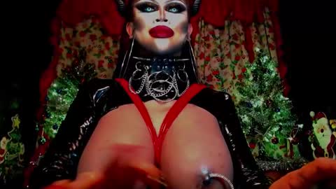 Wanda Luna online show from January 1, 2025, 9:41 pm