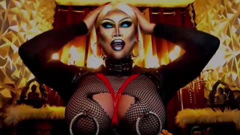 Wanda Luna online show from February 2, 2025, 7:57 pm