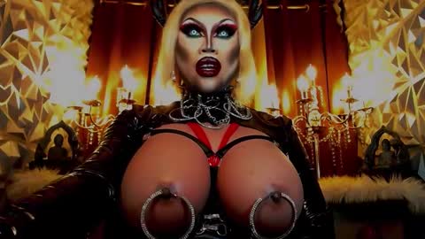 Wanda Luna online show from February 12, 2025, 10:24 am