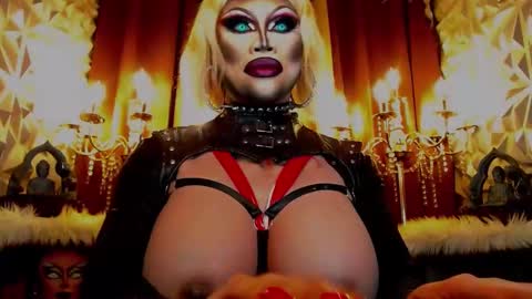 Wanda Luna online show from February 17, 2025, 6:09 am