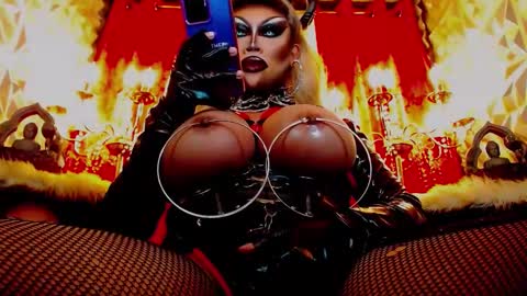 Wanda Luna online show from March 6, 2025, 10:09 am