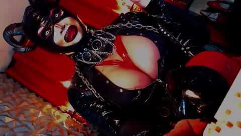 Wanda Luna online show from September 9, 2025, 5:12 pm