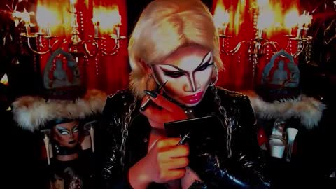 Wanda Luna online show from September 22, 2025, 4:03 am