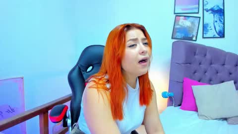 Queen online show from November 17, 2025, 3:51 pm