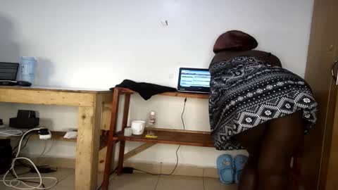 Nina online show from February 13, 2026, 9:38 am