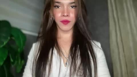 QUEEN online show from February 9, 2026, 11:36 am