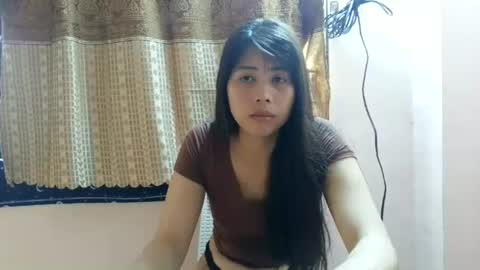 Snapshot of queennbbee chatting on June 26, 2026, 3:22 am queennbbee online show from June 26, 2026, 3:22 am