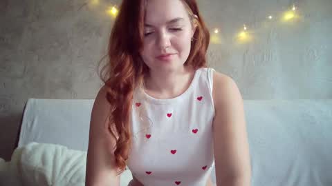 QueenOfModels online show from February 5, 2025, 6:13 am