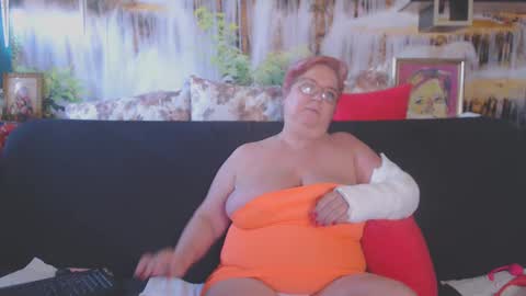QueenPammy online show from March 10, 2025, 6:05 am