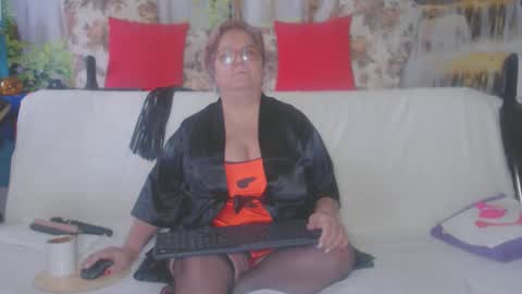 QueenPammy online show from October 1, 2025, 4:40 am