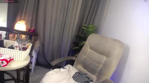 Sabrina online show from September 28, 2025, 6:13 pm