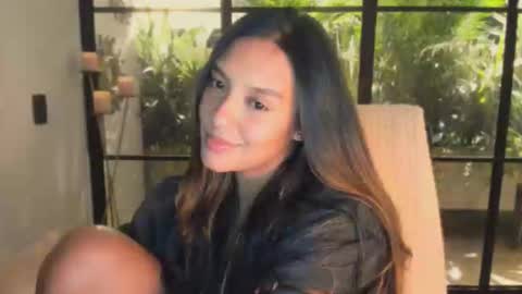 Snapshot of queenv66 chatting on September 25, 2025, 2:15 am Val - online show from September 25, 2025, 2:15 am