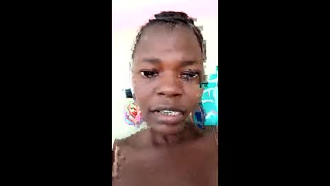 queenzawa online show from March 23, 2026, 10:08 am