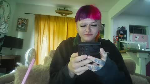 Snapshot of queer_burrito chatting on April 26, 2026, 1:47 am Sky Burrito online show from April 26, 2026, 1:47 am