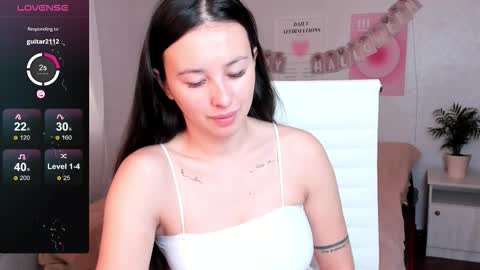 Anna online show from October 31, 2025, 5:41 am