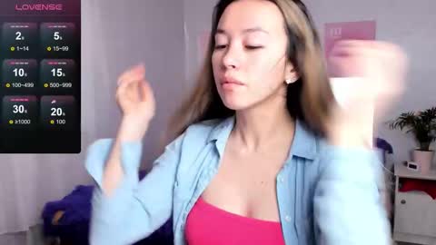 Anna online show from November 23, 2025, 6:46 am