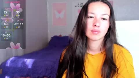 Snapshot of queitsharm_ chatting on June 22, 2026, 4:53 am Anna online show from June 22, 2026, 4:53 am