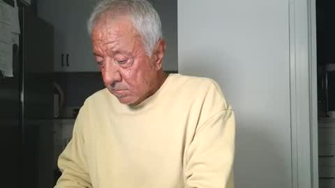 Snapshot of quest_one chatting on February 22, 2026, 4:35 am Jim online show from February 22, 2026, 4:35 am