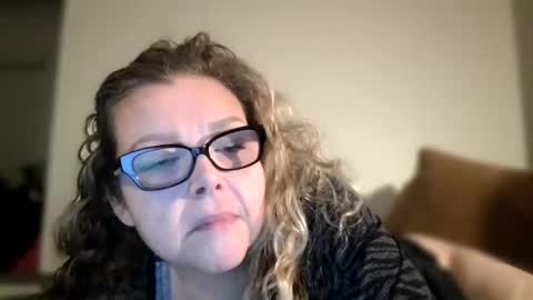 Snapshot of quirkycacti chatting on May 30, 2026, 4:42 am Pistol Fannie online show from May 30, 2026, 4:42 am