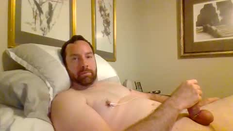 qwertyuiop1357900 online show from October 25, 2025, 4:46 pm