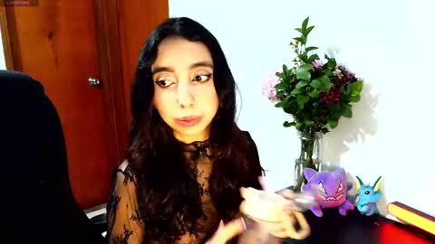 Snapshot of r0ttenangel chatting on September 19, 2025, 5:53 am Angel  online show from September 19, 2025, 5:53 am