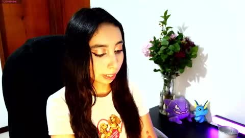 Snapshot of r0ttenangel chatting on September 21, 2025, 6:15 am Angel  online show from September 21, 2025, 6:15 am