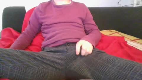 r3sam online show from January 19, 2025, 2:49 pm