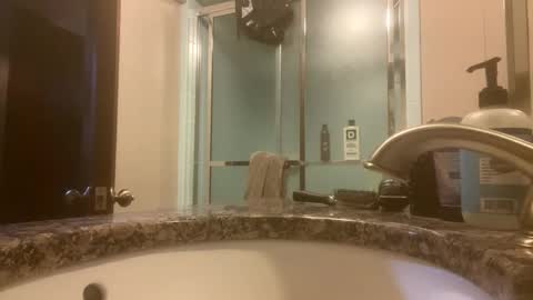 Snapshot of rabbi_poolnoodle chatting on September 22, 2025, 9:39 pm rabbi_poolnoodle online show from September 22, 2025, 9:39 pm