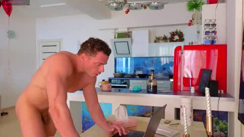 Jess  John online show from March 1, 2025, 12:12 pm